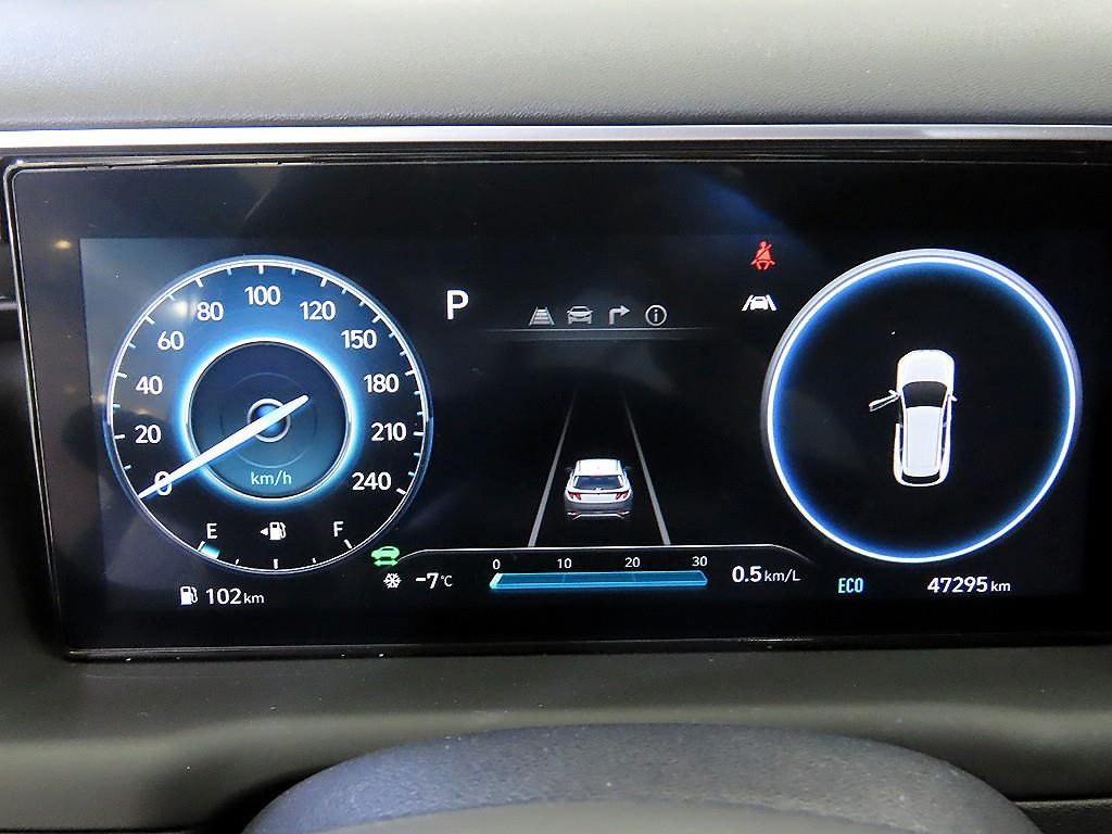 Hyundai Tucson 2WD Inspiration 10