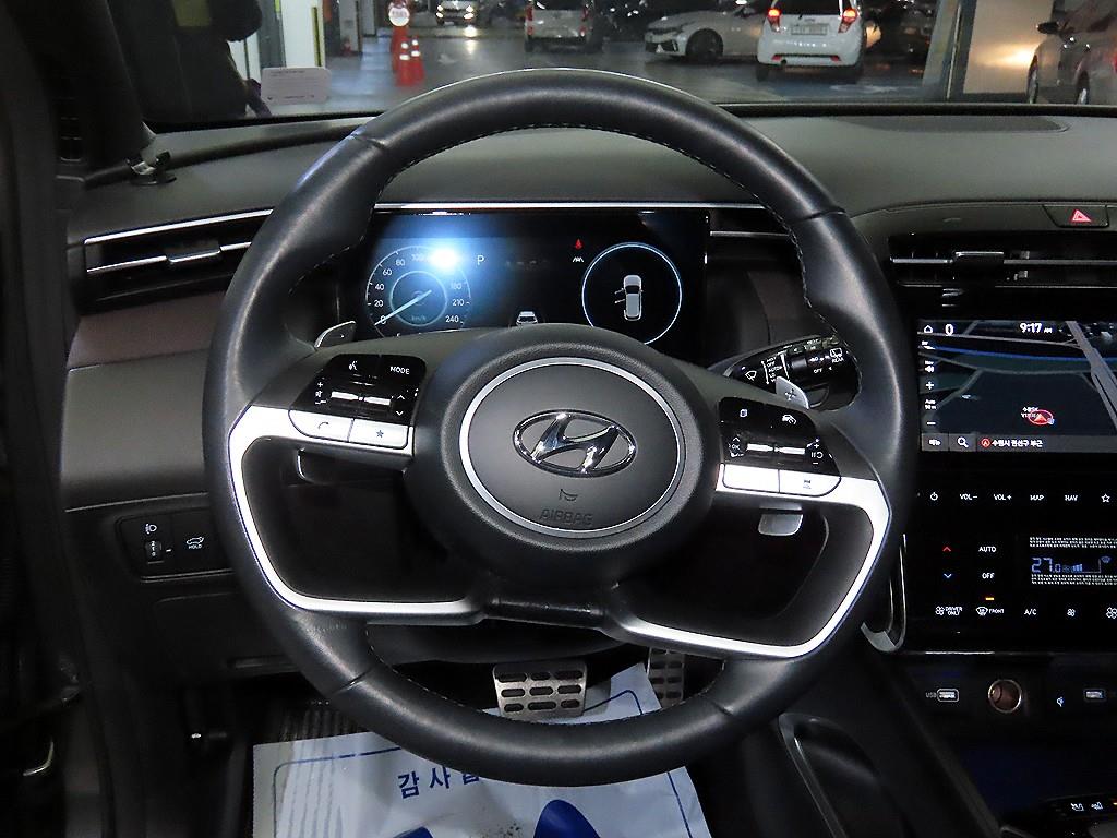 Hyundai Tucson 2WD Inspiration 9