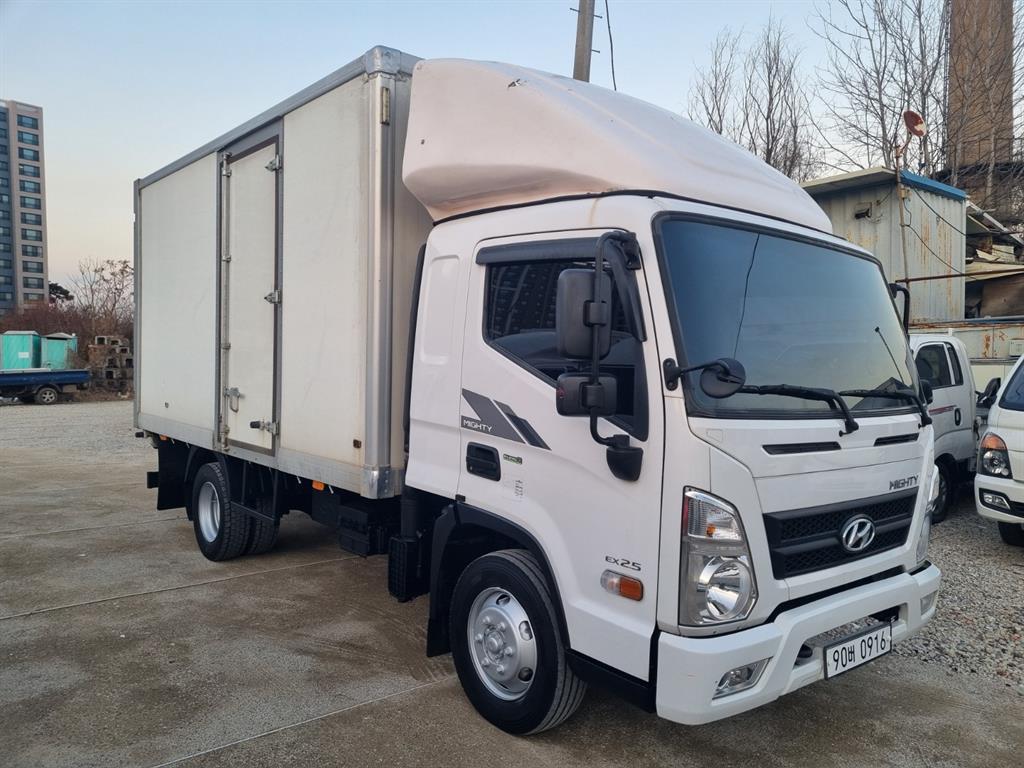 현대 올뉴마이티 2.5톤 익스하이탑 2