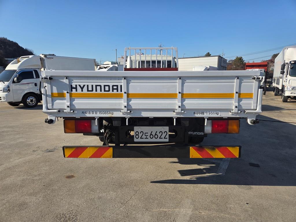 현대 메가트럭 270 카고 5톤 수동 5