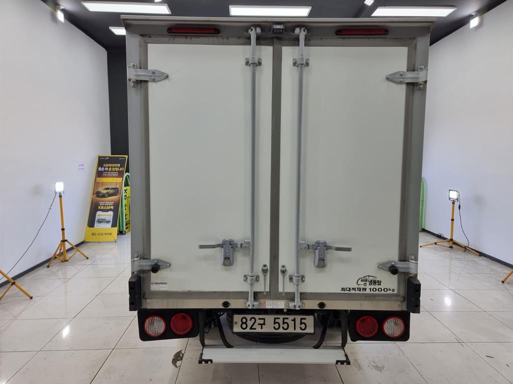 기아 봉고3 1톤 냉동탑 LPG 3