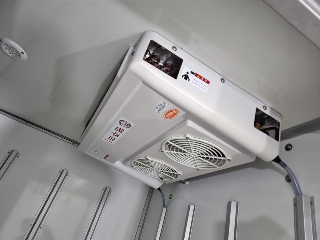 기아 봉고3 1톤 냉동탑 LPG 7