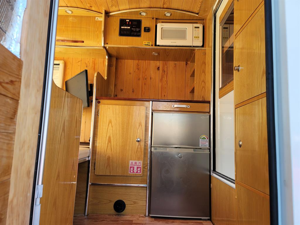 현대 포터2 캠핑트럭 9