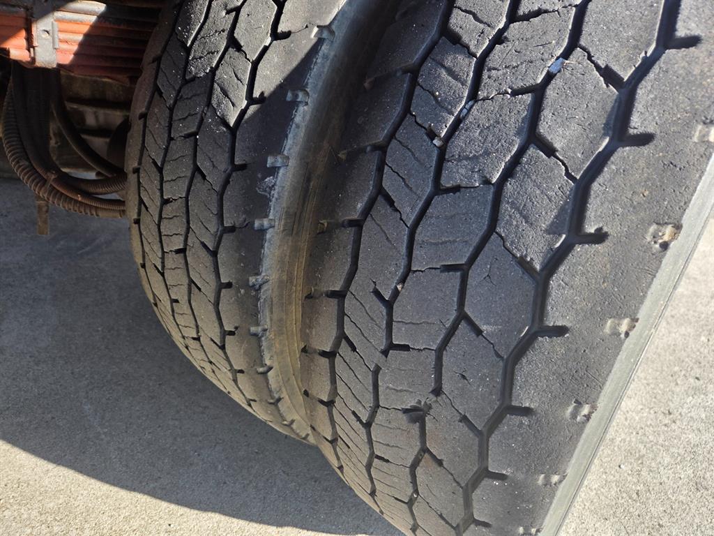 현대 메가트럭 270 카고 5톤 수동 14