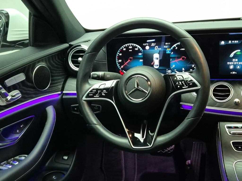 Mercedes-Benz E-Class E250 AMG Line 10