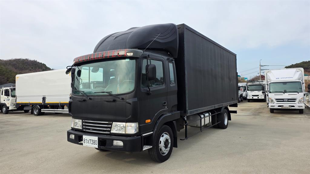 현대 메가트럭 단바리 익스하이탑 4.5톤 오토 0