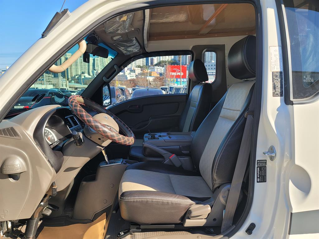 현대 포터2 캠핑트럭 13