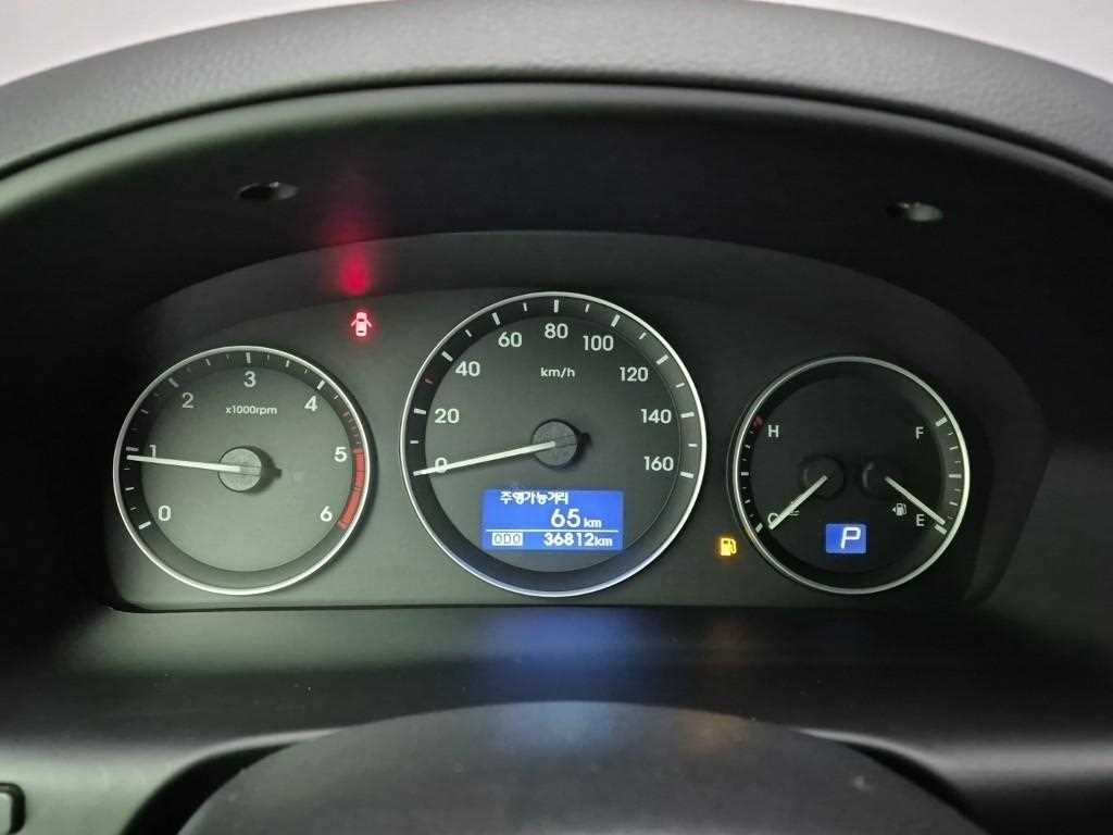 Hyundai Starex Camping Car 2WD 7