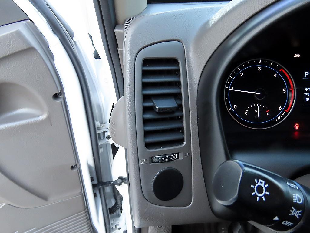 현대 포터2 1톤 냉동탑 LPG 12