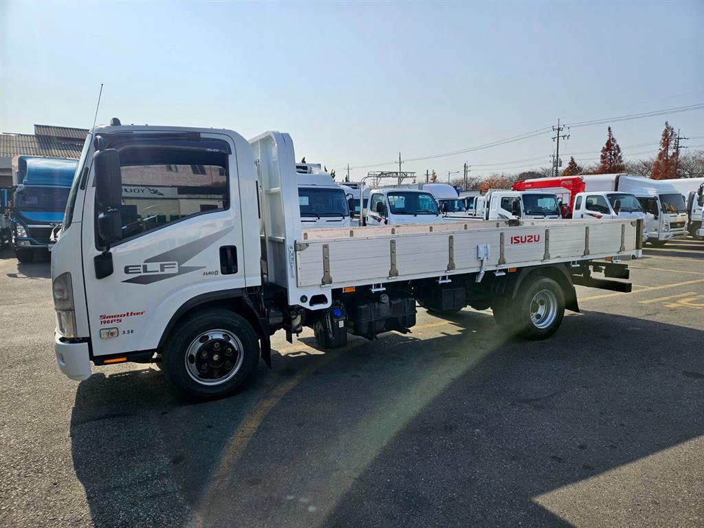 이스즈 엘프 3.5톤 카고 2