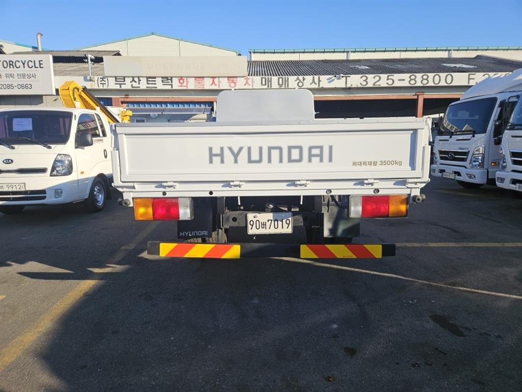 현대 이마이티 3.5톤 카고 4