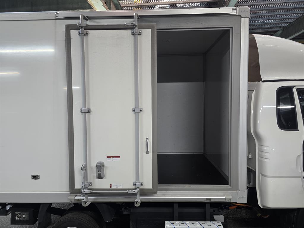 기아 봉고3 1톤 표준탑 전기 6