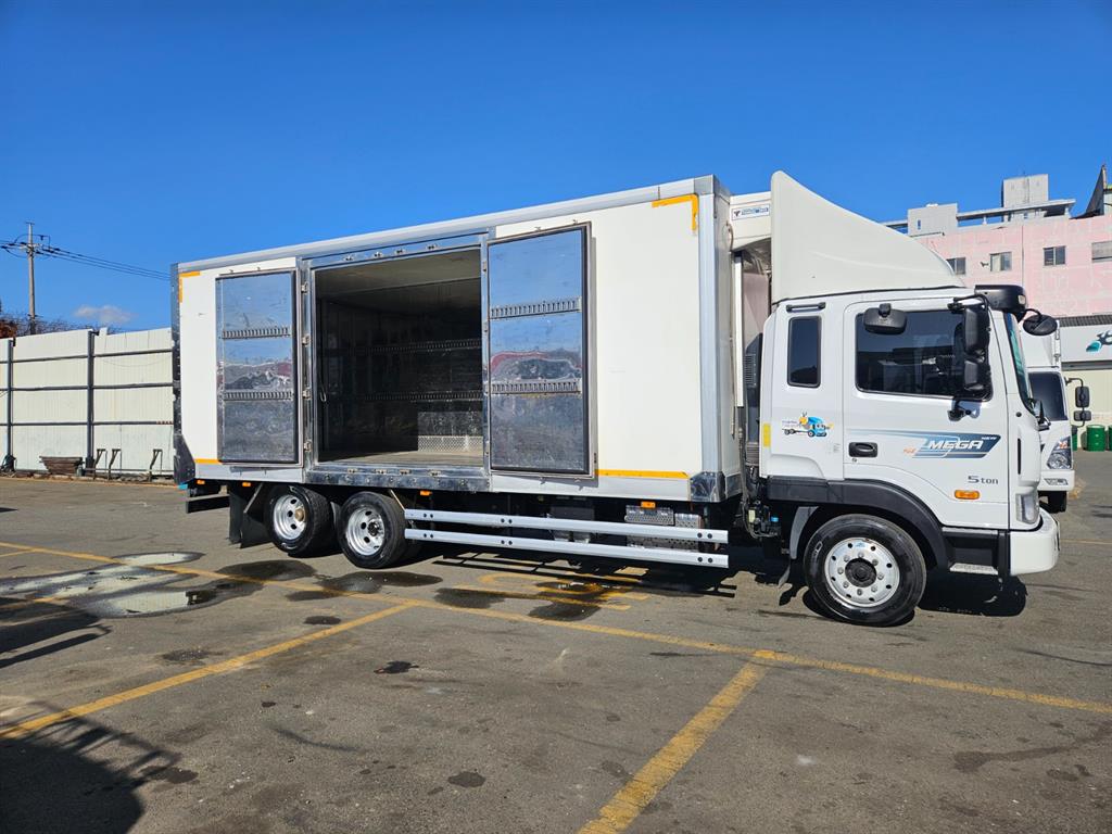 현대 메가트럭 냉동탑 7.5톤 수동 9