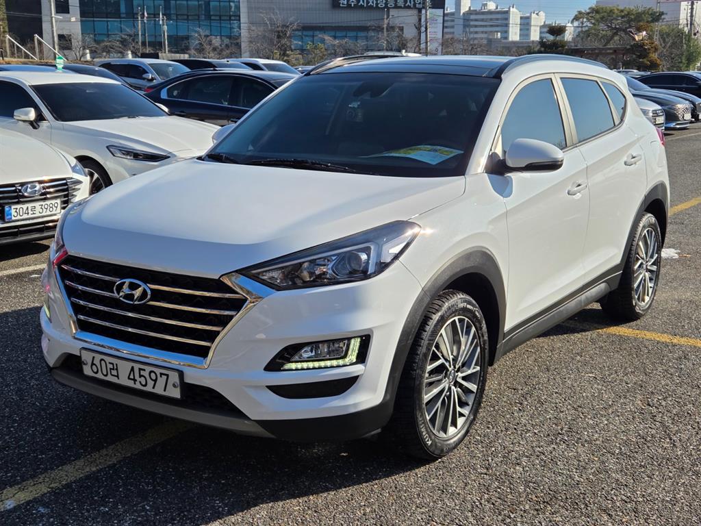 Hyundai Tucson 1.6T 2WD Premium 4