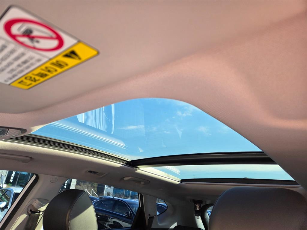 Hyundai Tucson 1.6T 2WD Premium 10