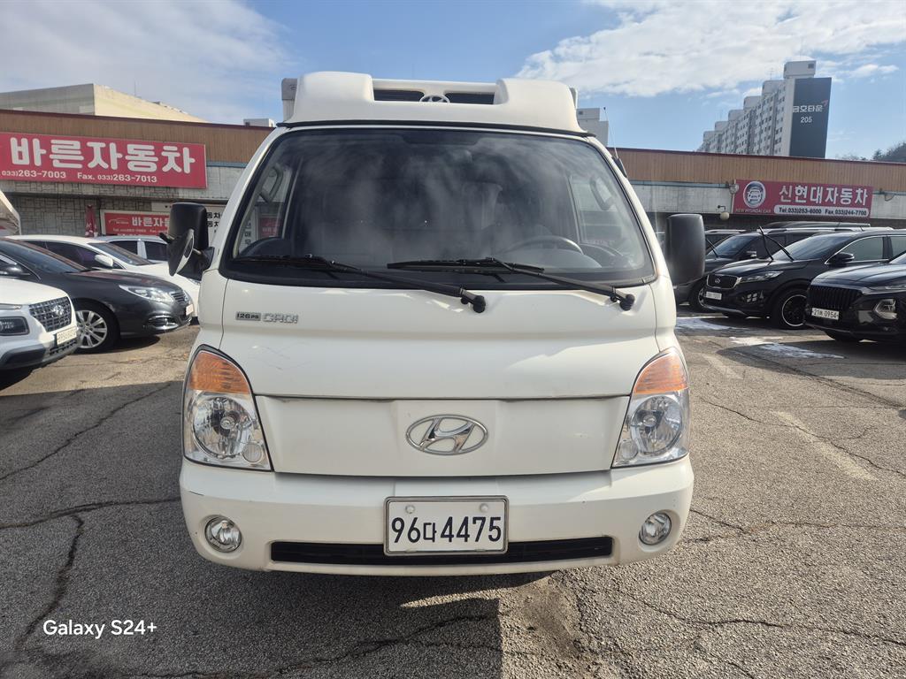 Hyundai Porter Super Cab/ Long Wheelbase/ CRDi