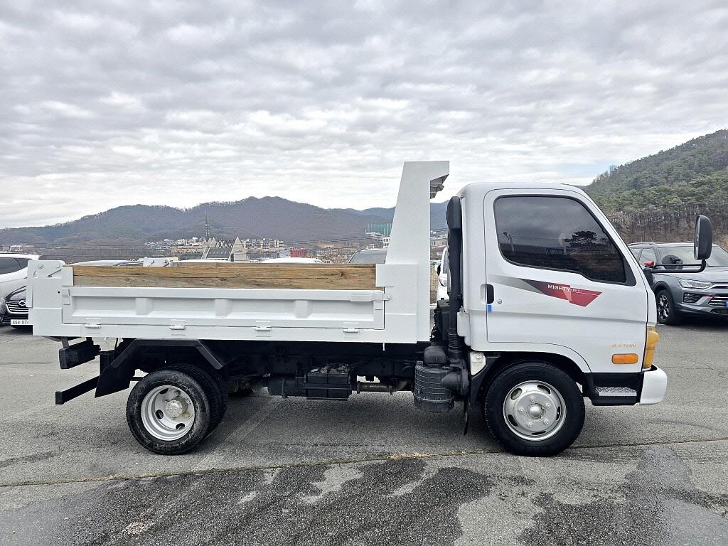 현대 마이티큐티 화물덤프 2.5톤 8