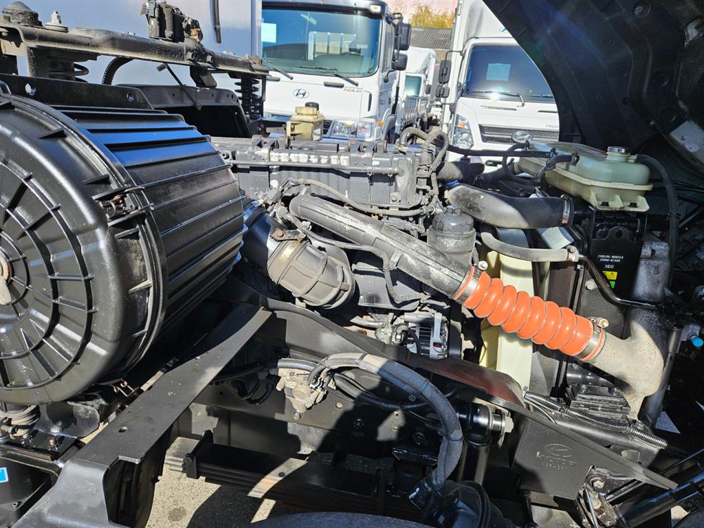 현대 메가트럭 냉동탑 7.5톤 수동 16