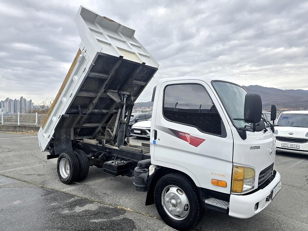 현대 마이티큐티 화물덤프 2.5톤 7