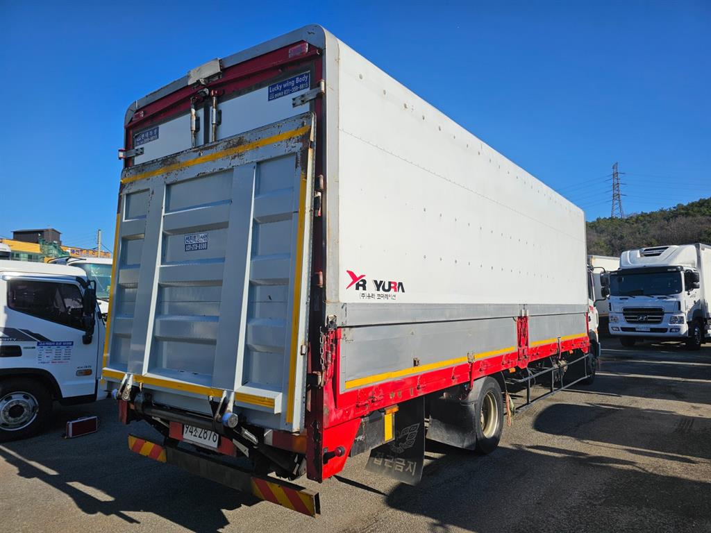 현대 메가트럭 단바리 윙바디 5톤 수동 3