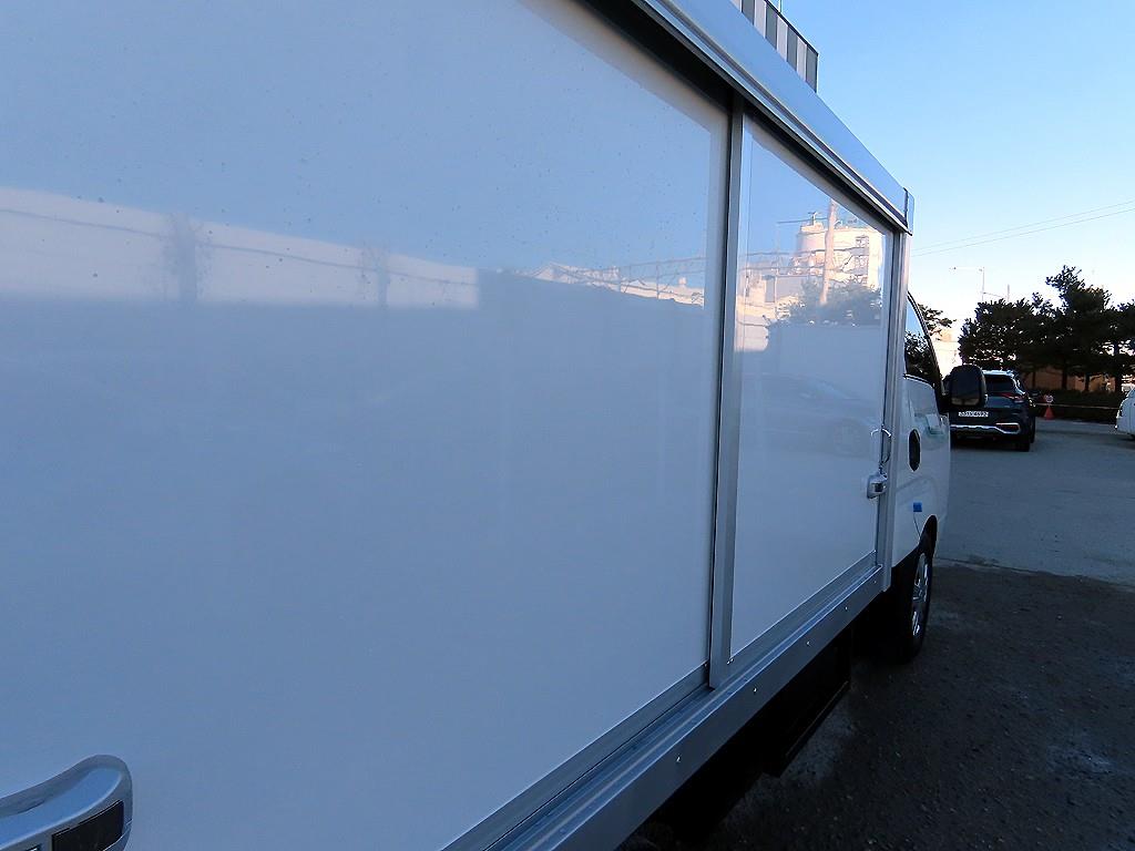 기아 봉고3 1톤 저상탑 전기 4