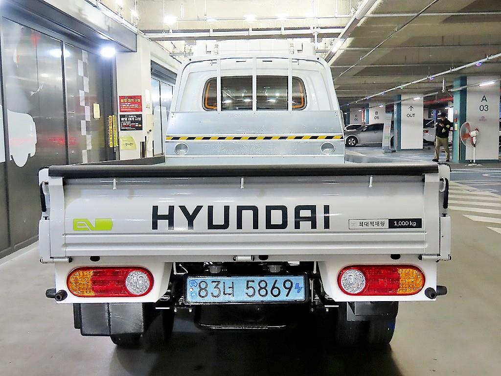 현대 포터2 1톤 카고 전기 4