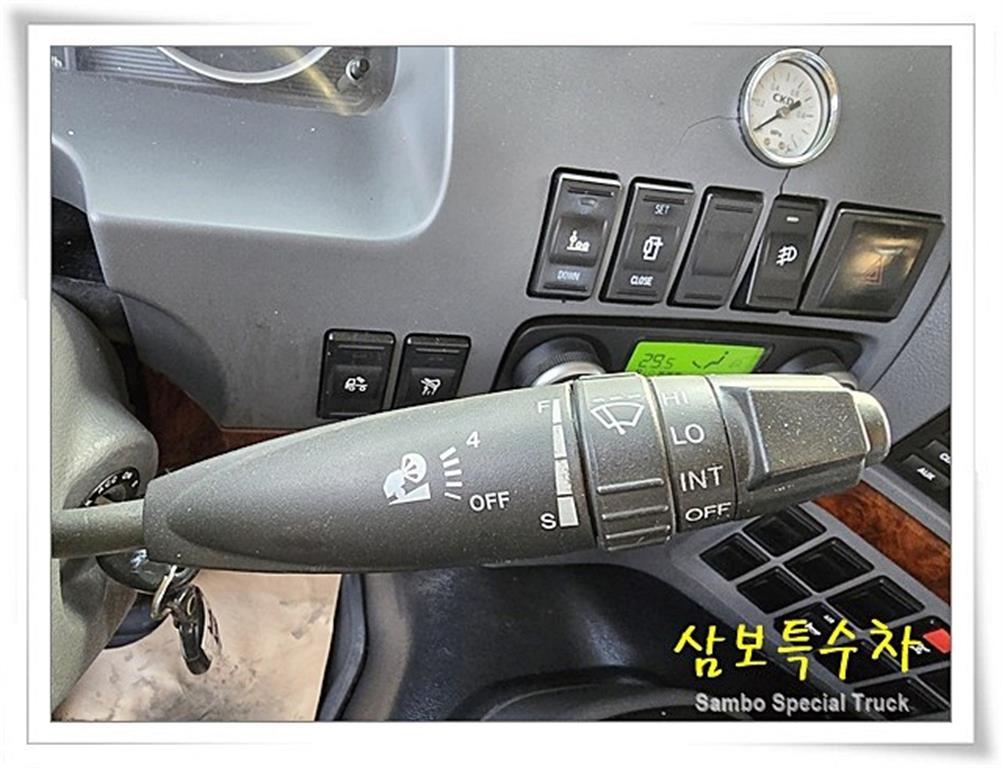 현대 트라고 암롤 24톤 수동 리타더 12