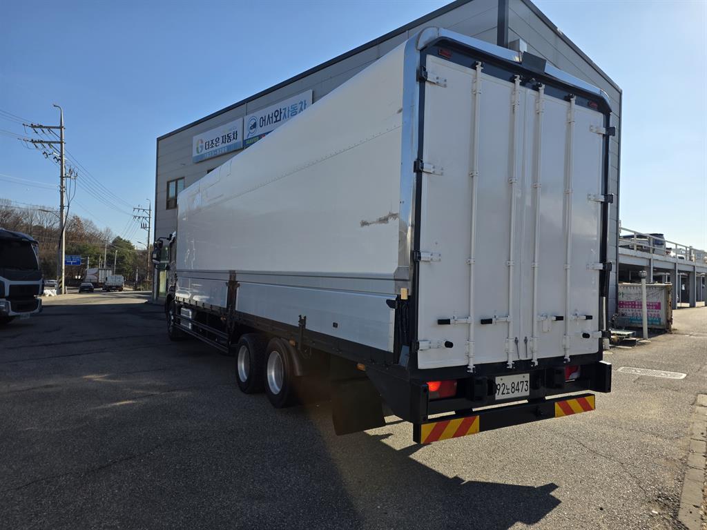 타타대우 프리마 윙바디 6.5톤 오토 4