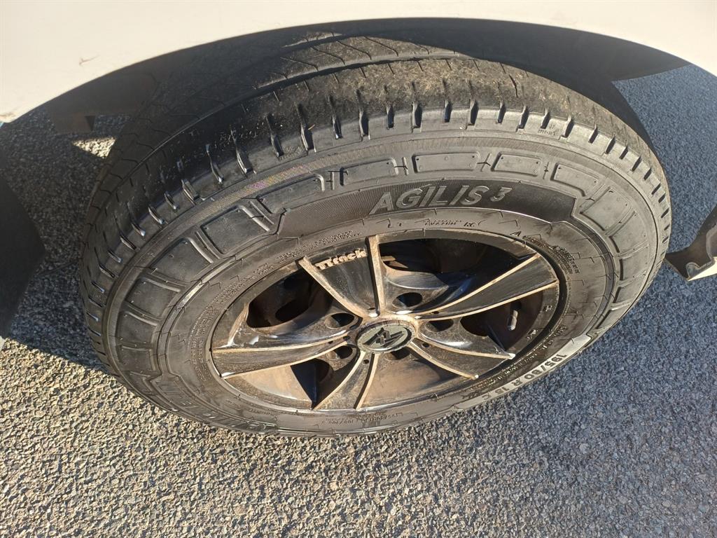 기아 봉고3 1톤 표준탑 4