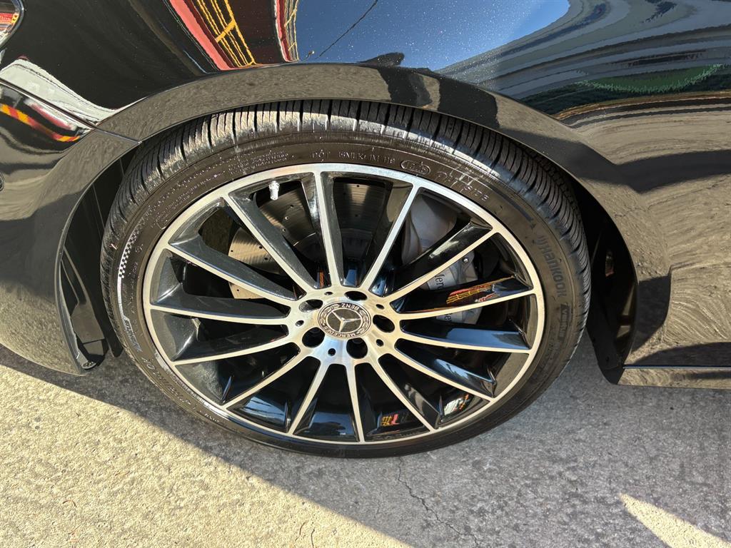 Mercedes-Benz E-Class E350 4MATIC AMG LINE 9