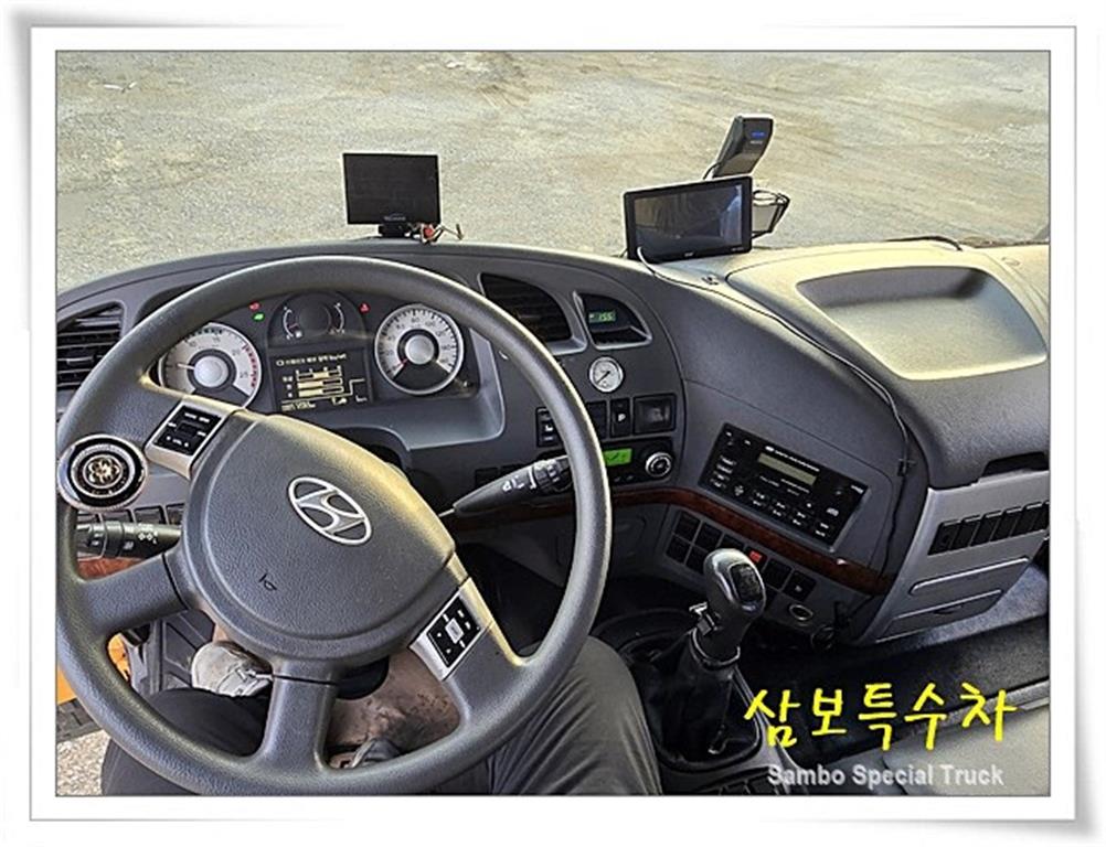 현대 트라고 암롤 24톤 수동 리타더 10