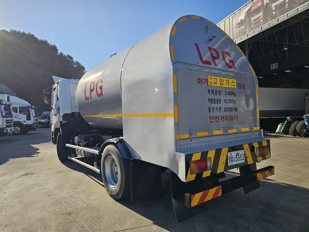 현대 탱크로리 뉴파워트럭 수동 3