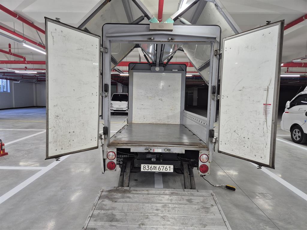 기아 봉고3 1톤 윙바디 6