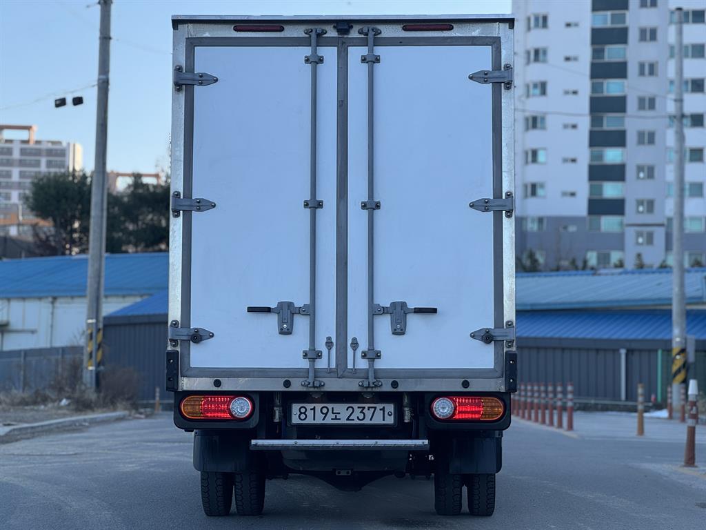 현대 포터2 1톤 냉동탑 LPG 4