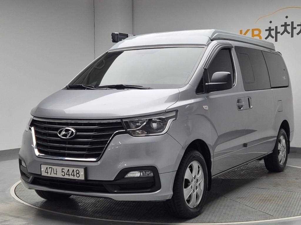 Hyundai Starex 4WD Camping Car