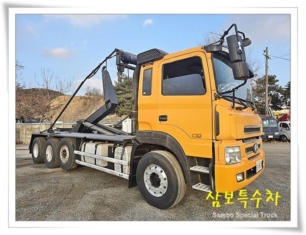 현대 트라고 암롤 24톤 수동 리타더 1