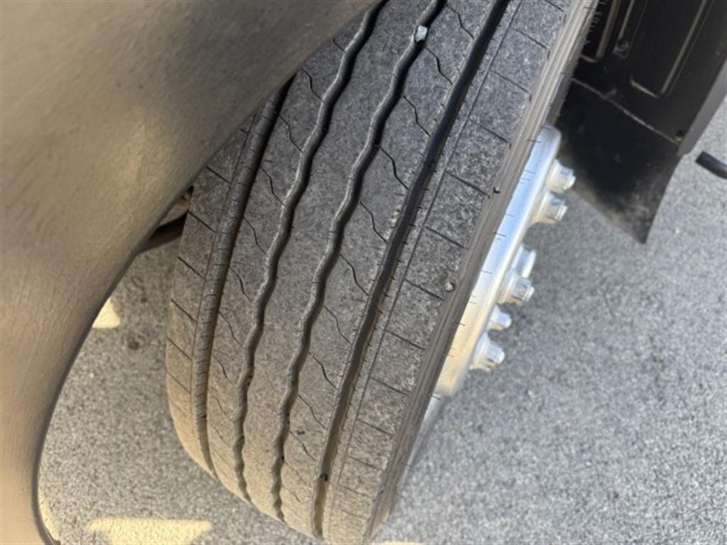 현대 메가트럭 5톤 재활용수거차 11