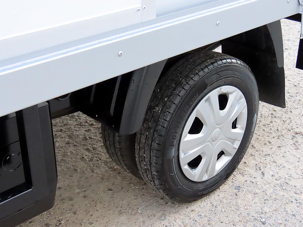 기아 봉고3 1톤 저상탑 전기 18