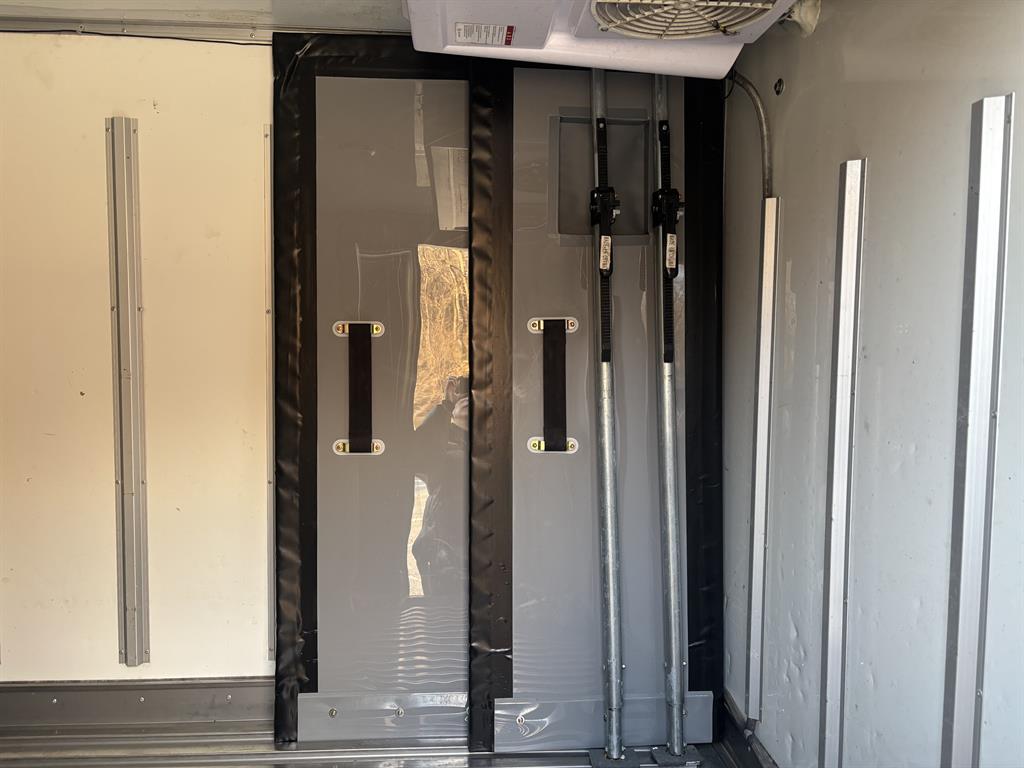 기아 봉고3 1톤 냉동탑 11