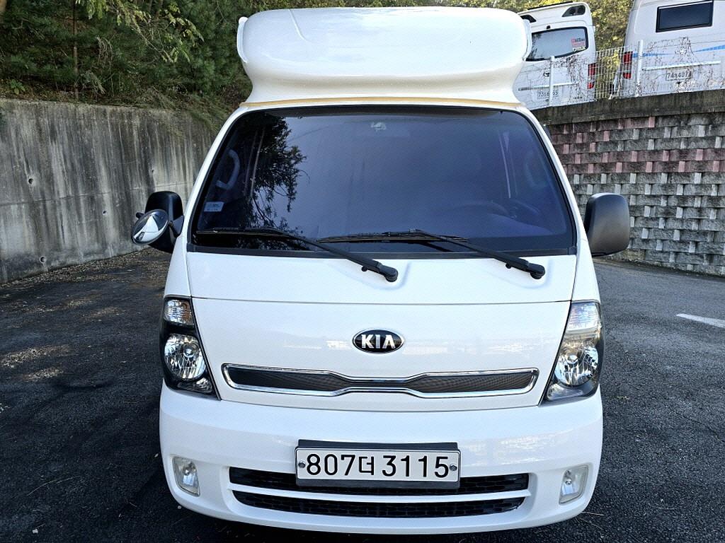 기아 봉고3 캠핑트럭 1