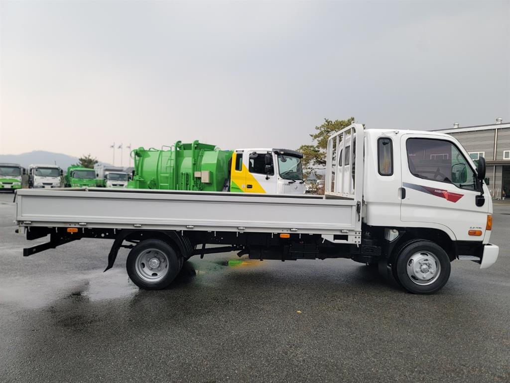 현대 이마이티 2.5톤 카고 3