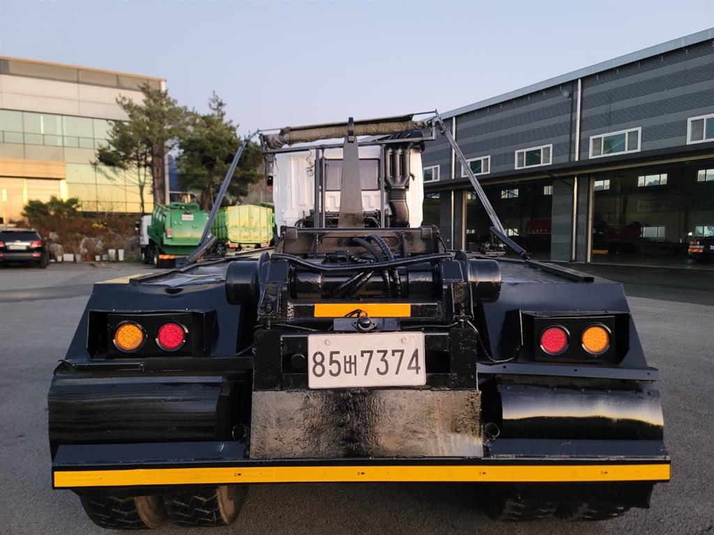 현대 뉴파워트럭 암롤 22톤 수동 5