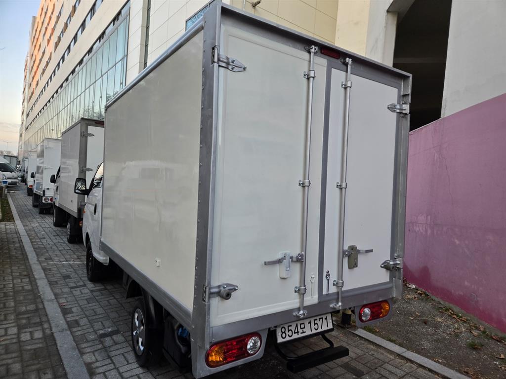 현대 포터2 1톤 냉동탑 5