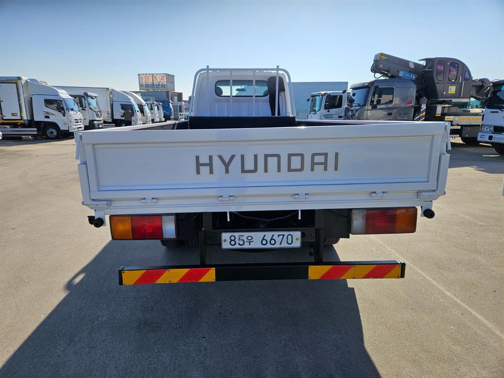 현대 이마이티 3.5톤 카고 슈퍼캡 3