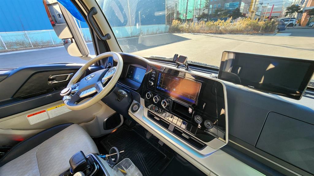 타타대우 더쎈 단바리 카고 4.5톤 오토 10