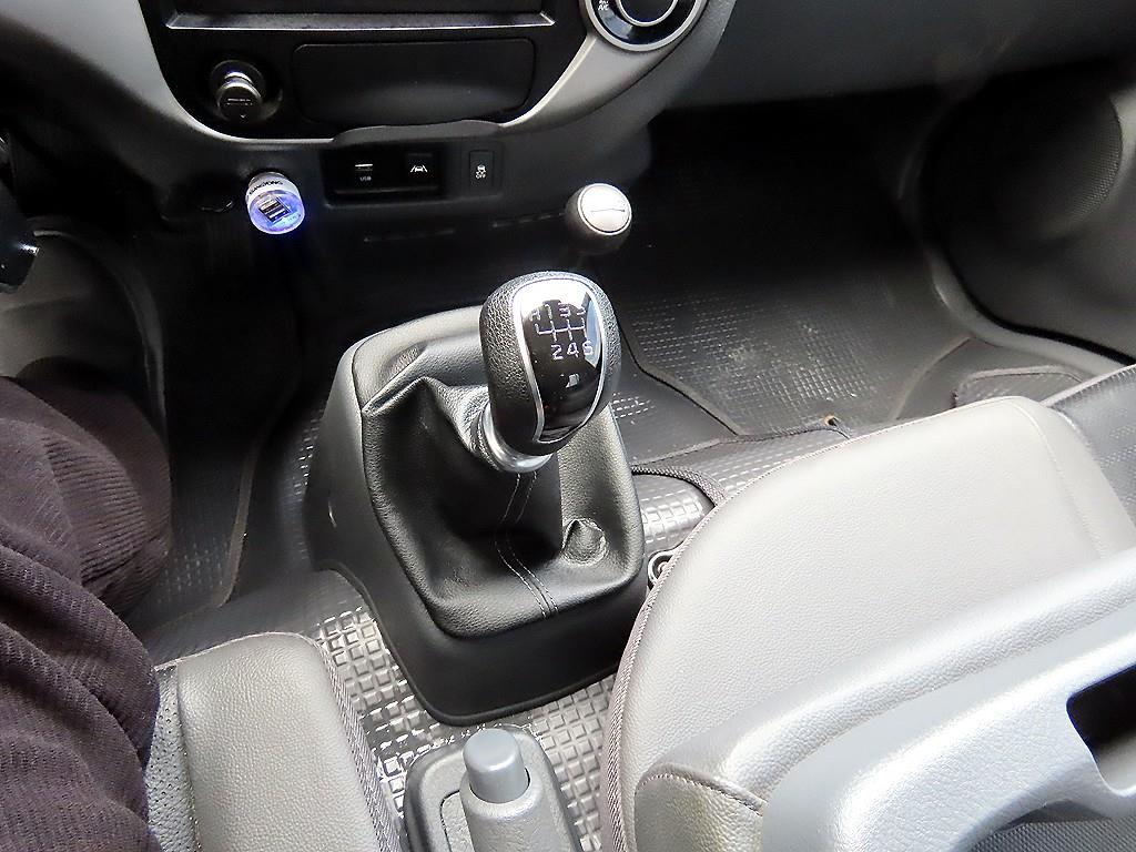 기아 봉고3 1톤 카고 LPG 9