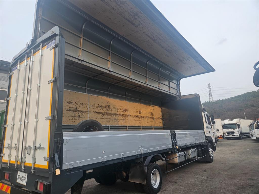 현대 메가트럭 와이드캡 280 단바리 윙바디 5톤 수동 6