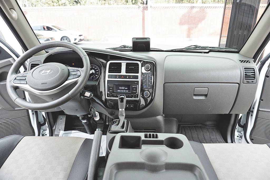 현대 포터2 1톤 카고 LPG 7