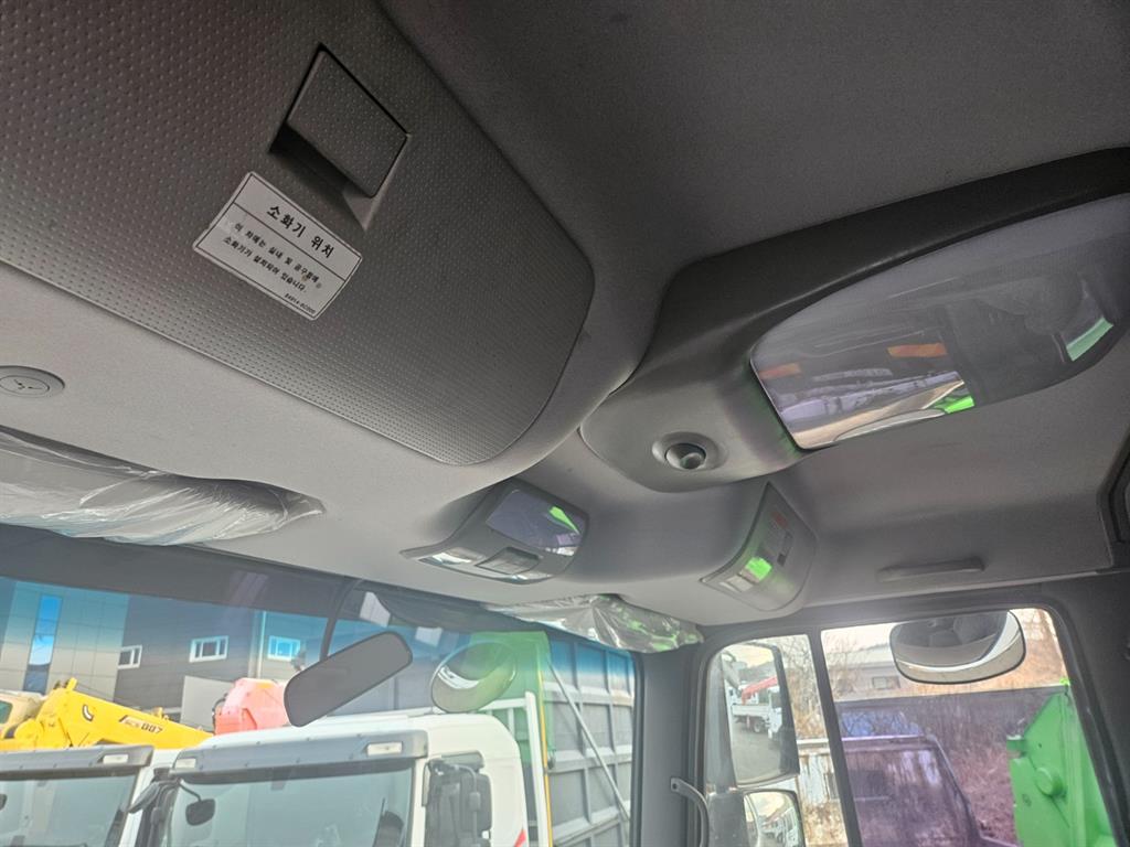 현대 메가트럭 와이드캡 280 단바리 윙바디 5톤 수동 12