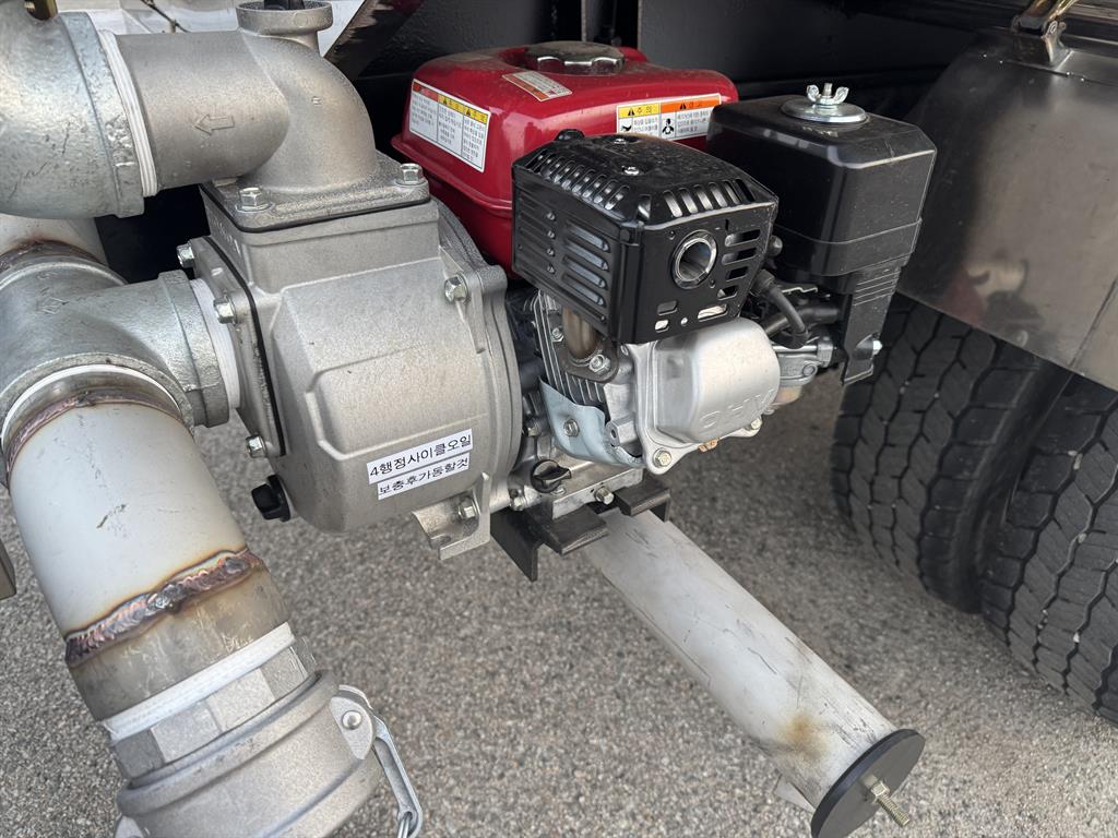 현대 살수차 메가트럭 수동 11